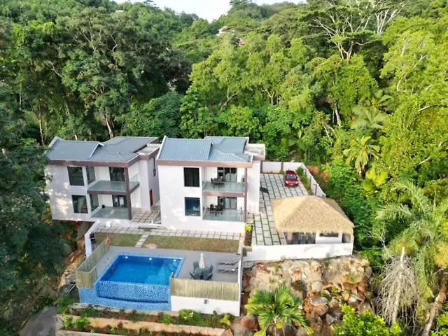 Riverside Retreat * Anse Royale