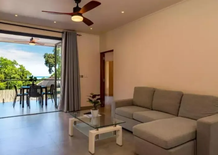 Riverside Retreat *