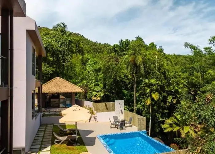 Riverside Retreat Anse Royale